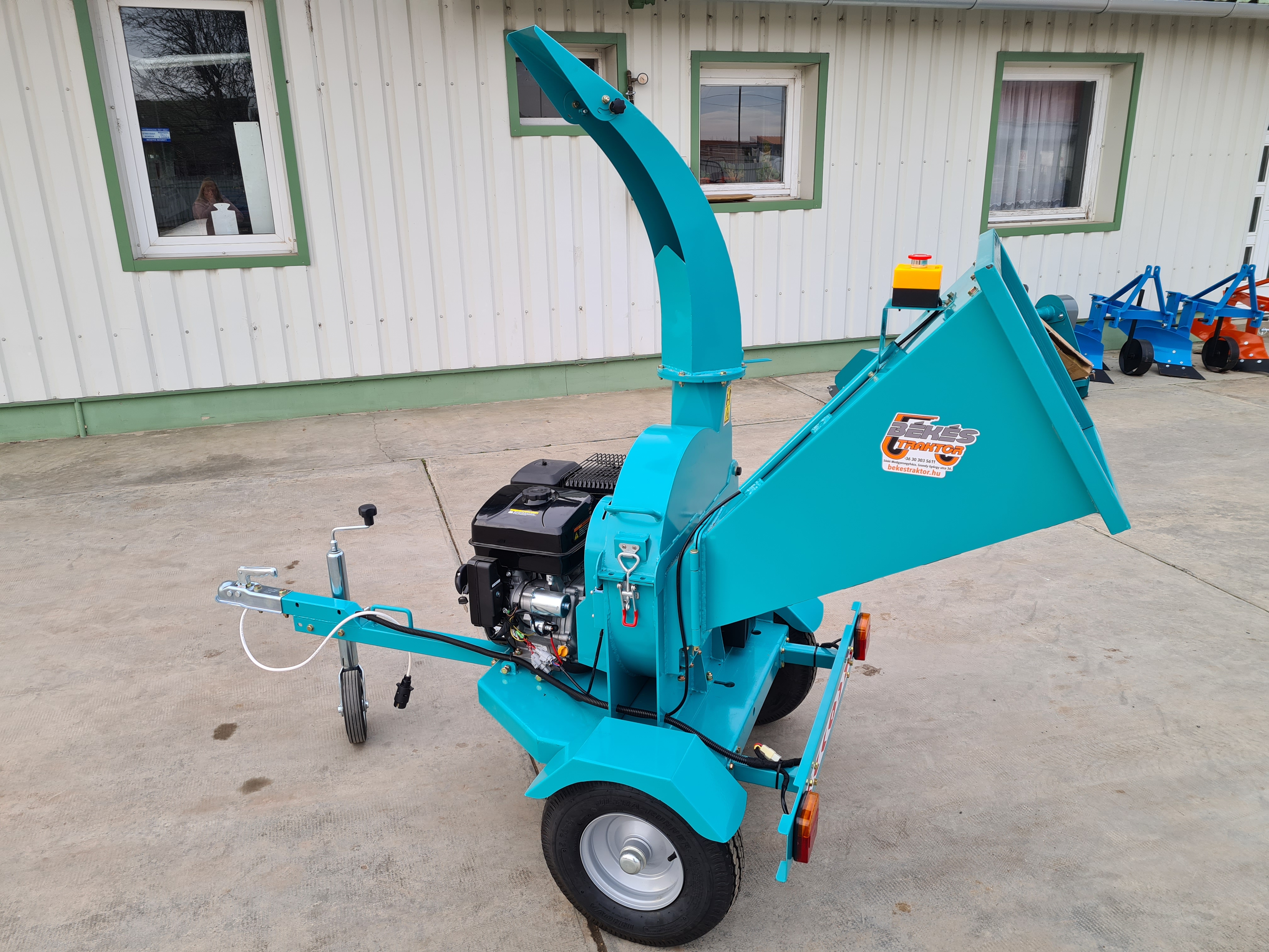 BX420 Benzin Motoros Ágdaráló kép 11