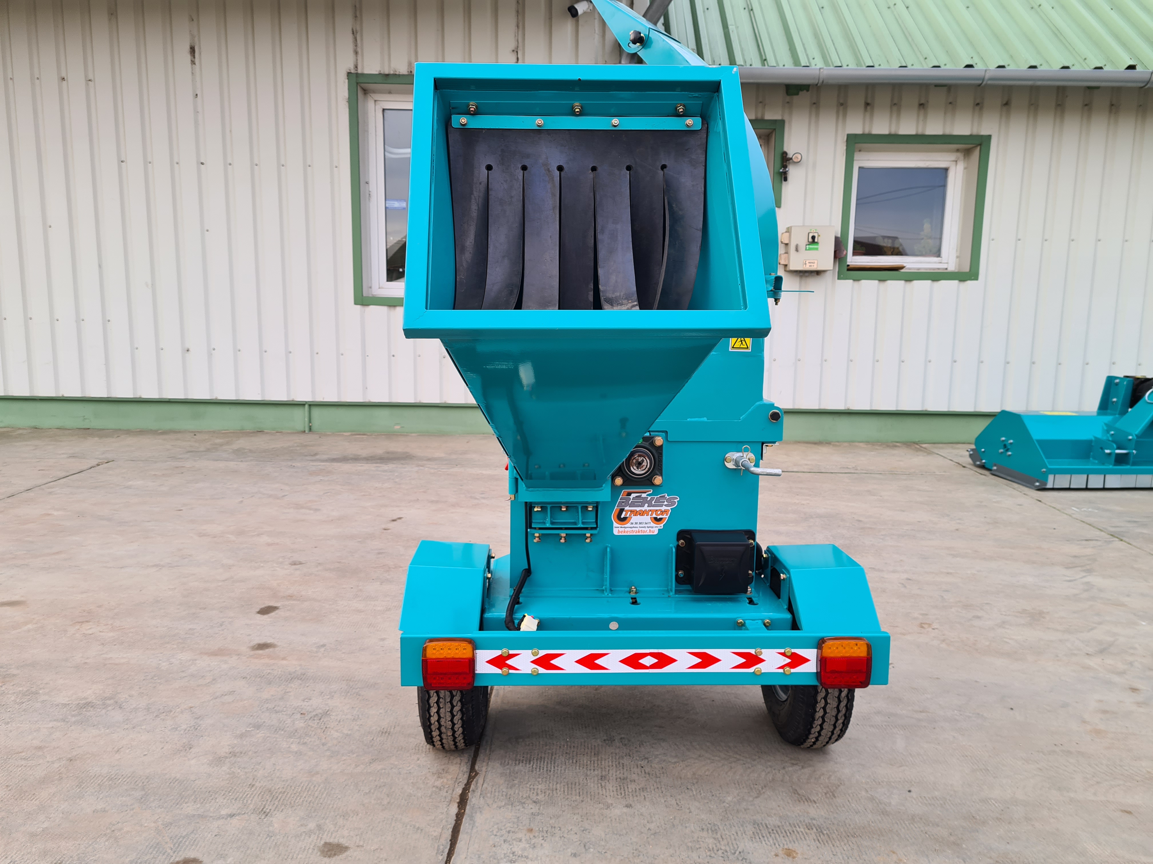 BX420 Benzin Motoros Ágdaráló kép 12