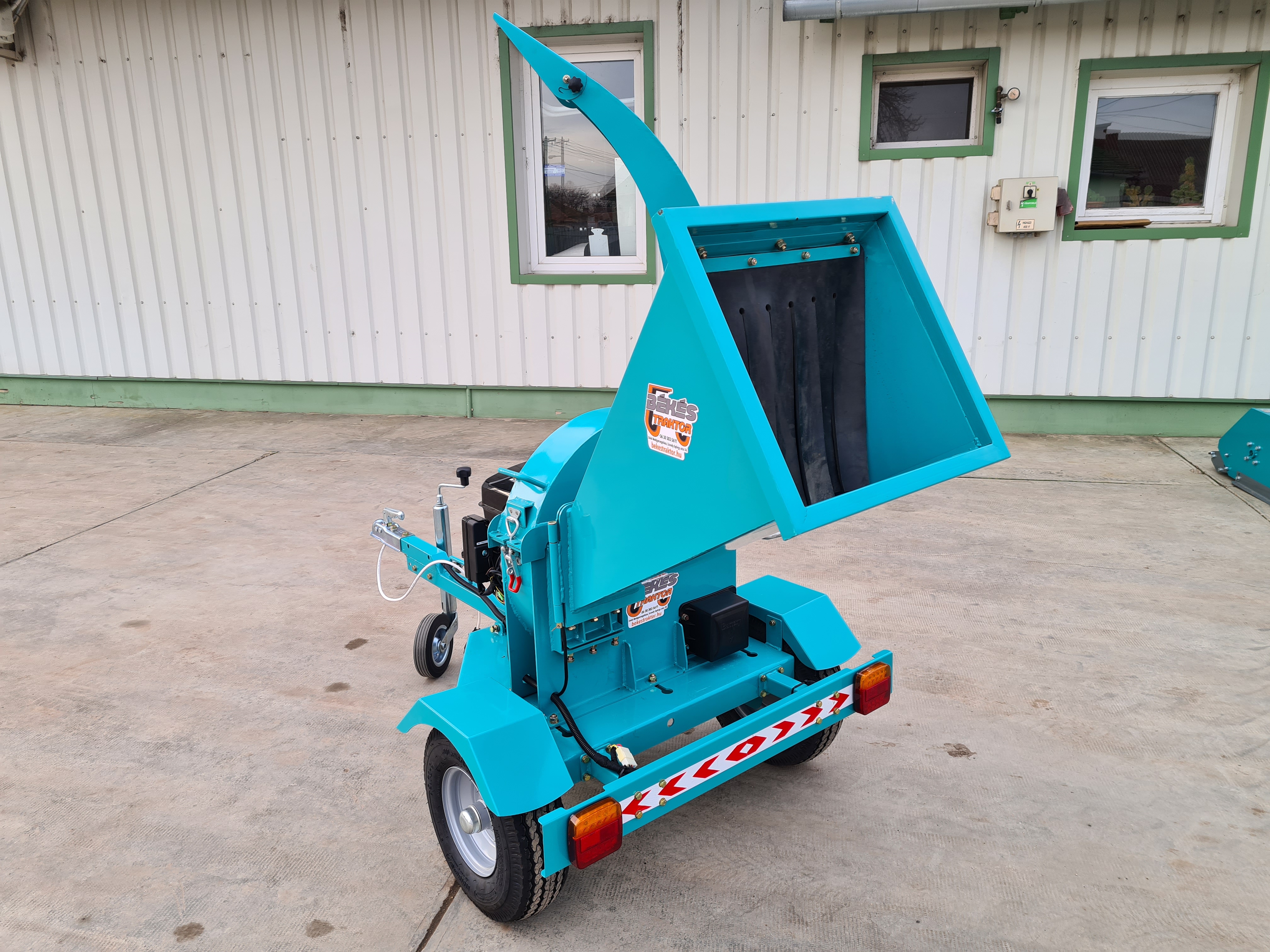 BX420 Benzin Motoros Ágdaráló kép 10