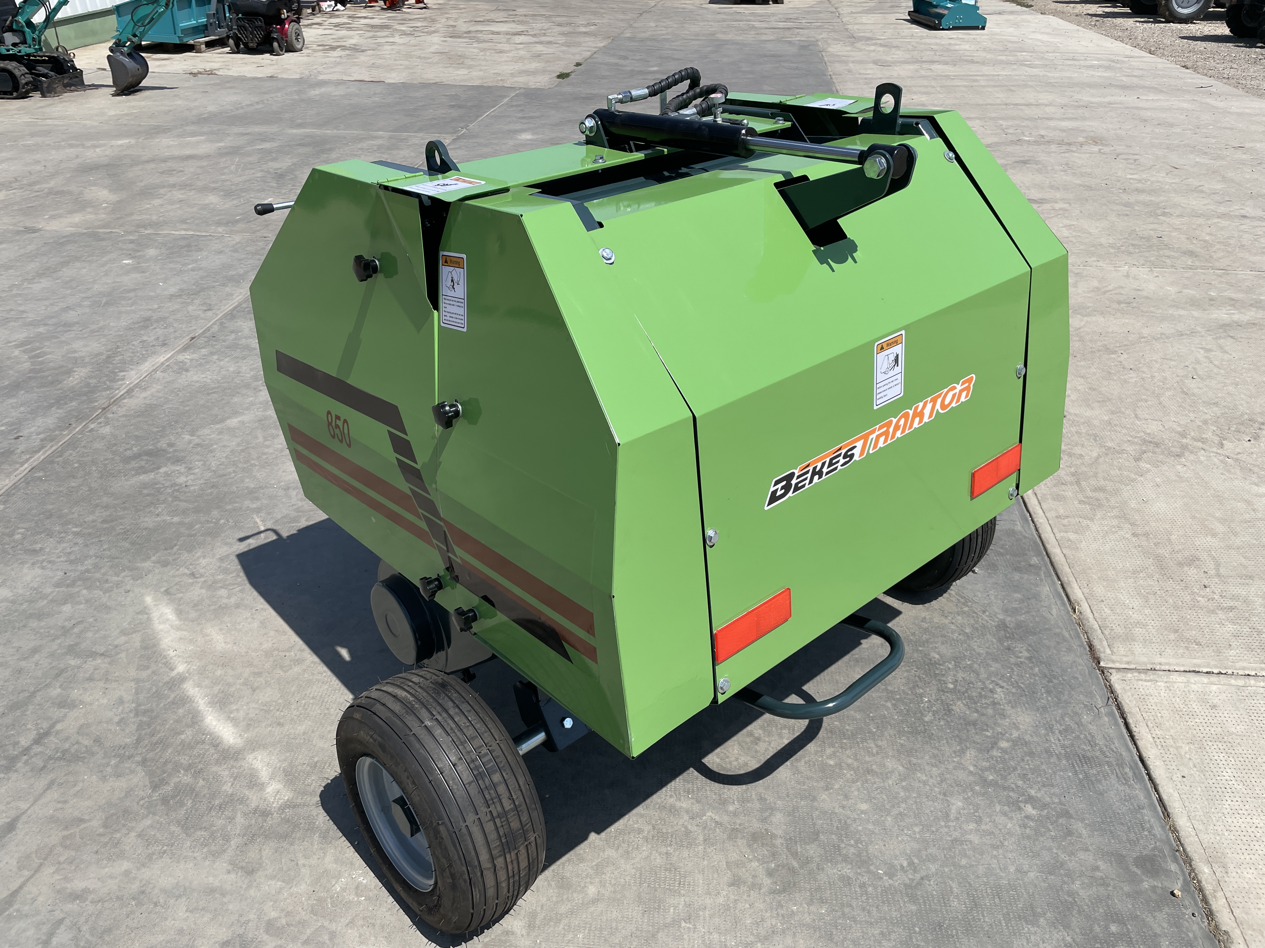 HB-850 Mini körbálázó kép 4