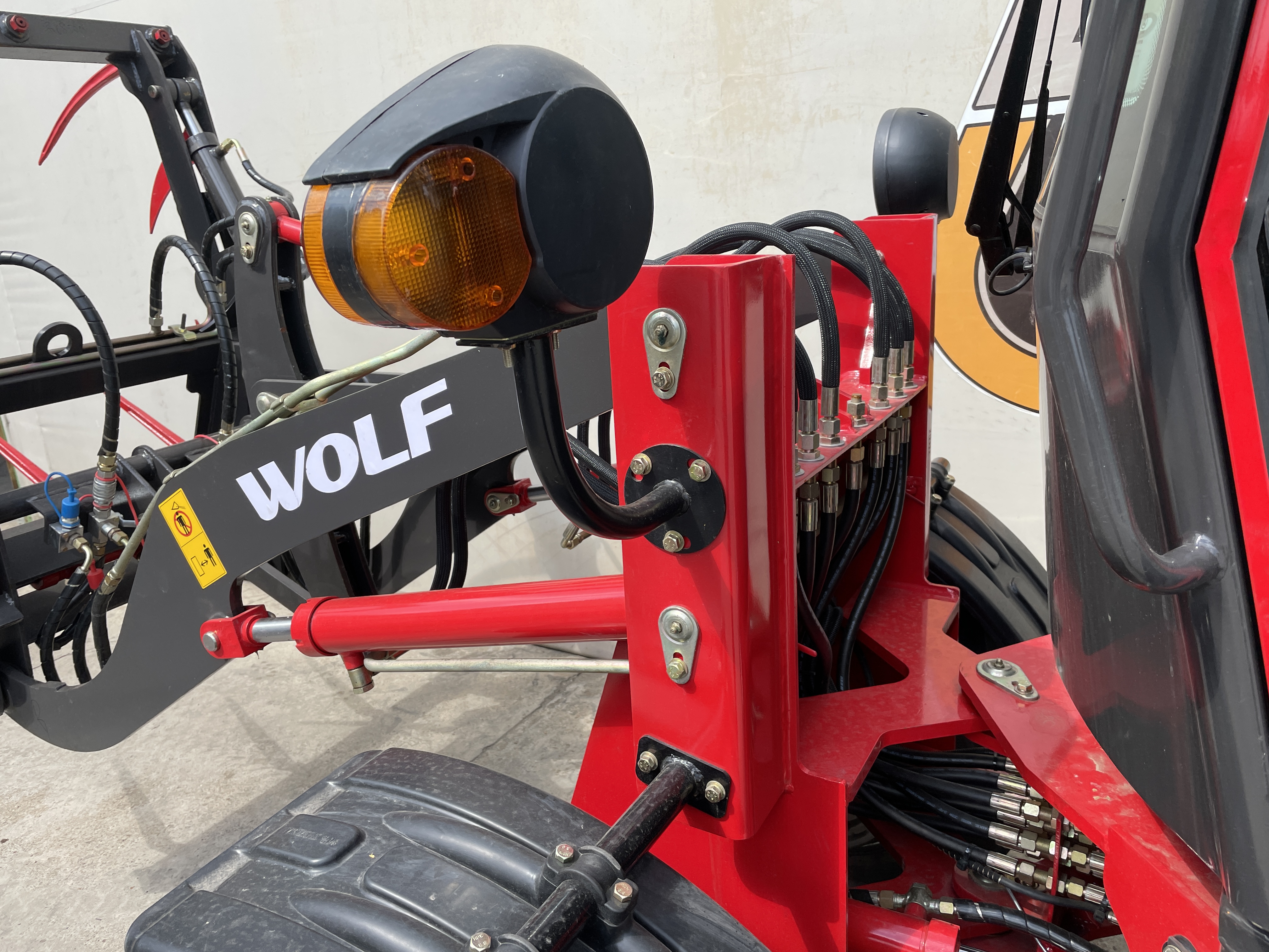 WOLF WL80 Derékcsuklós rakodógép kép 4