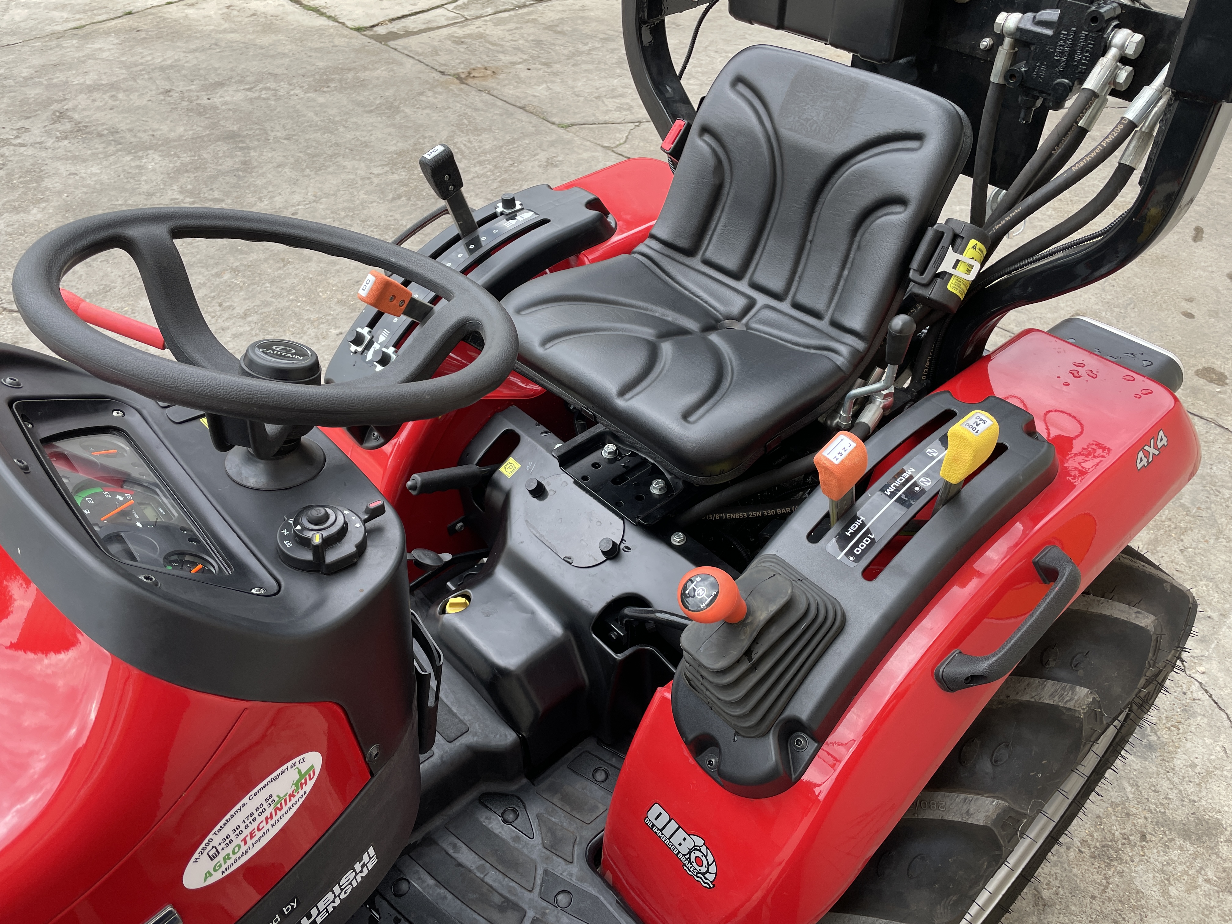 Captain 263 traktor kép 8