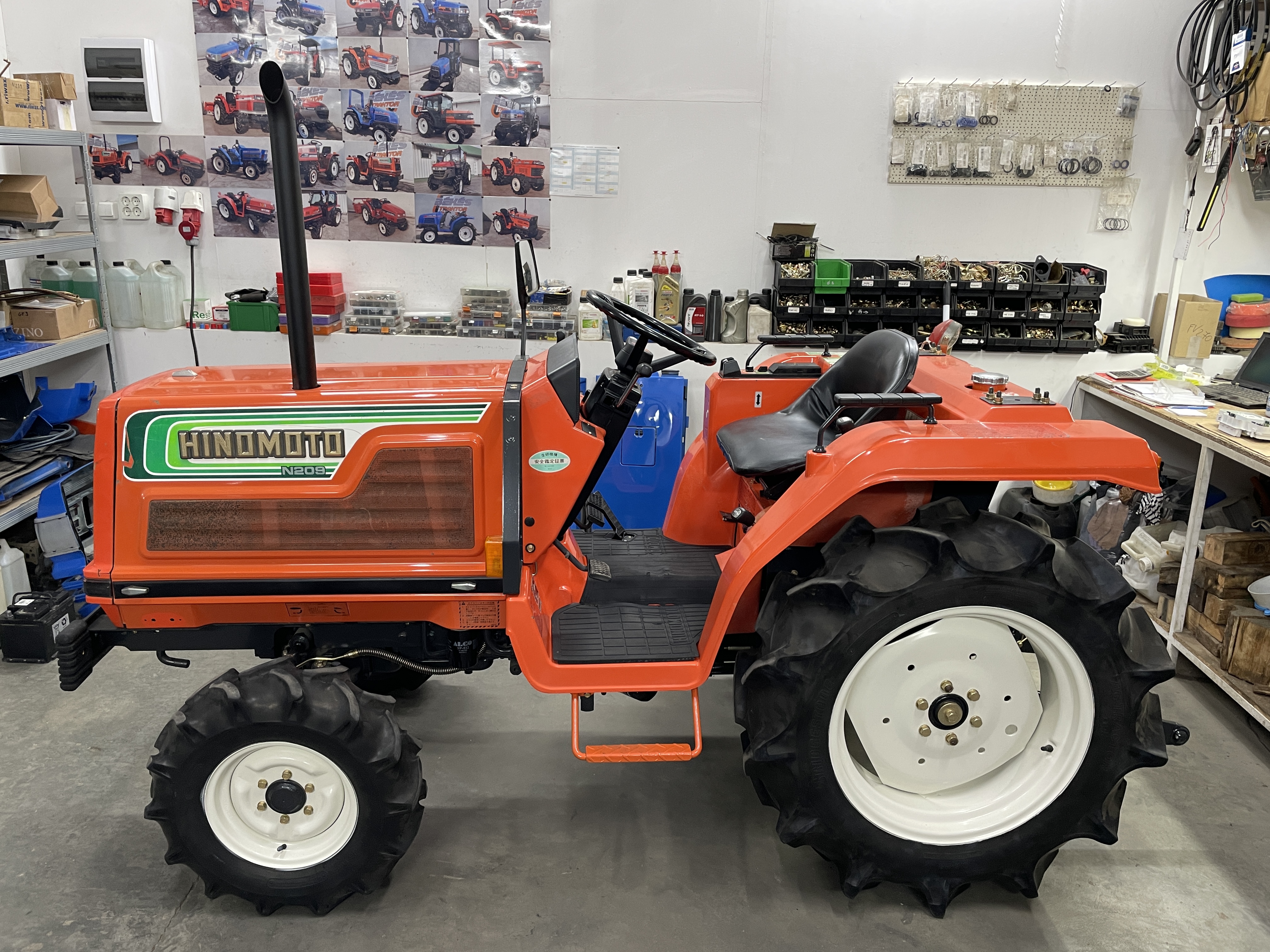 Hinomoto N209 kép 3
