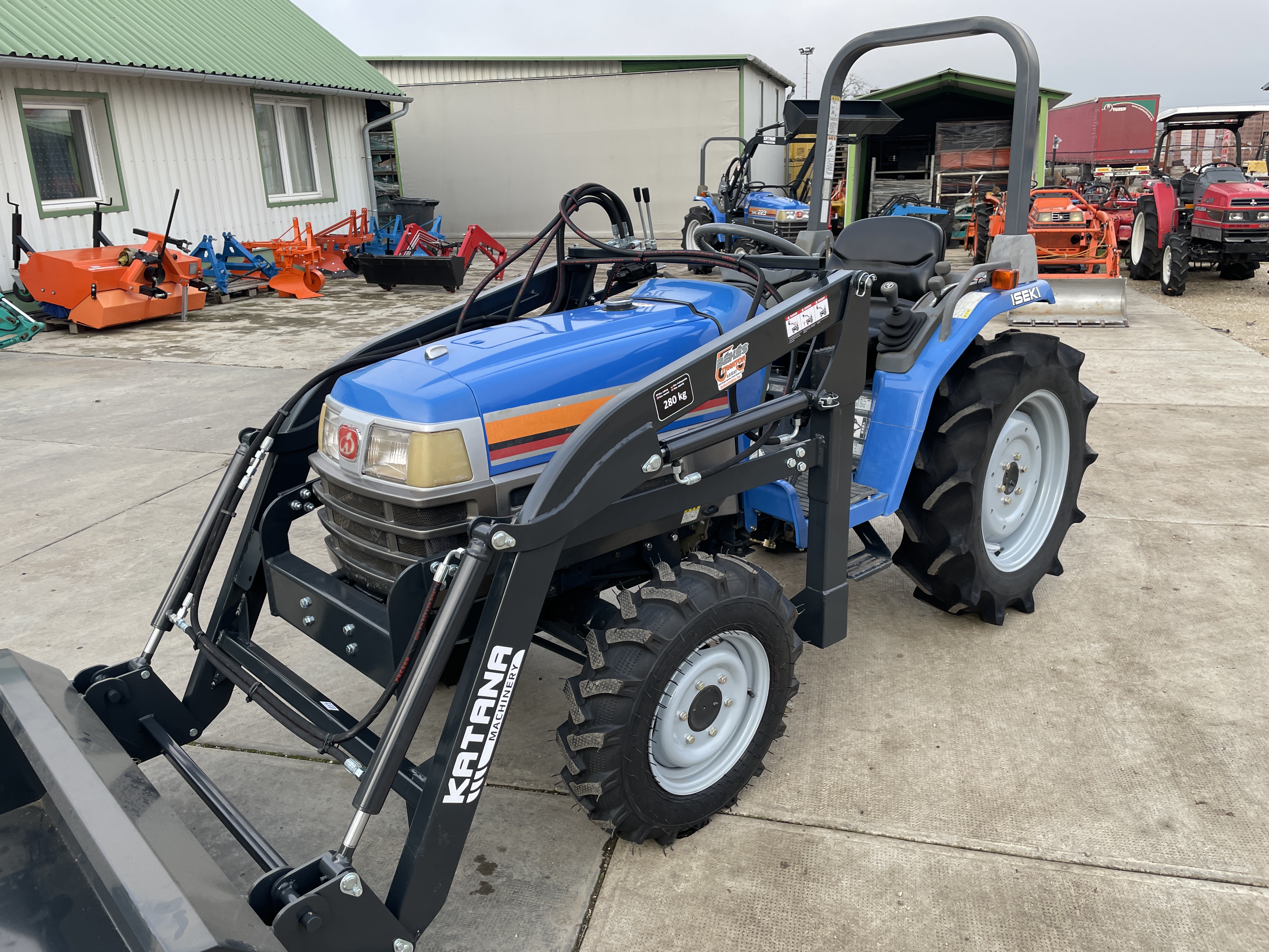 Iseki TF223F rakodós traktor (1) kép 12