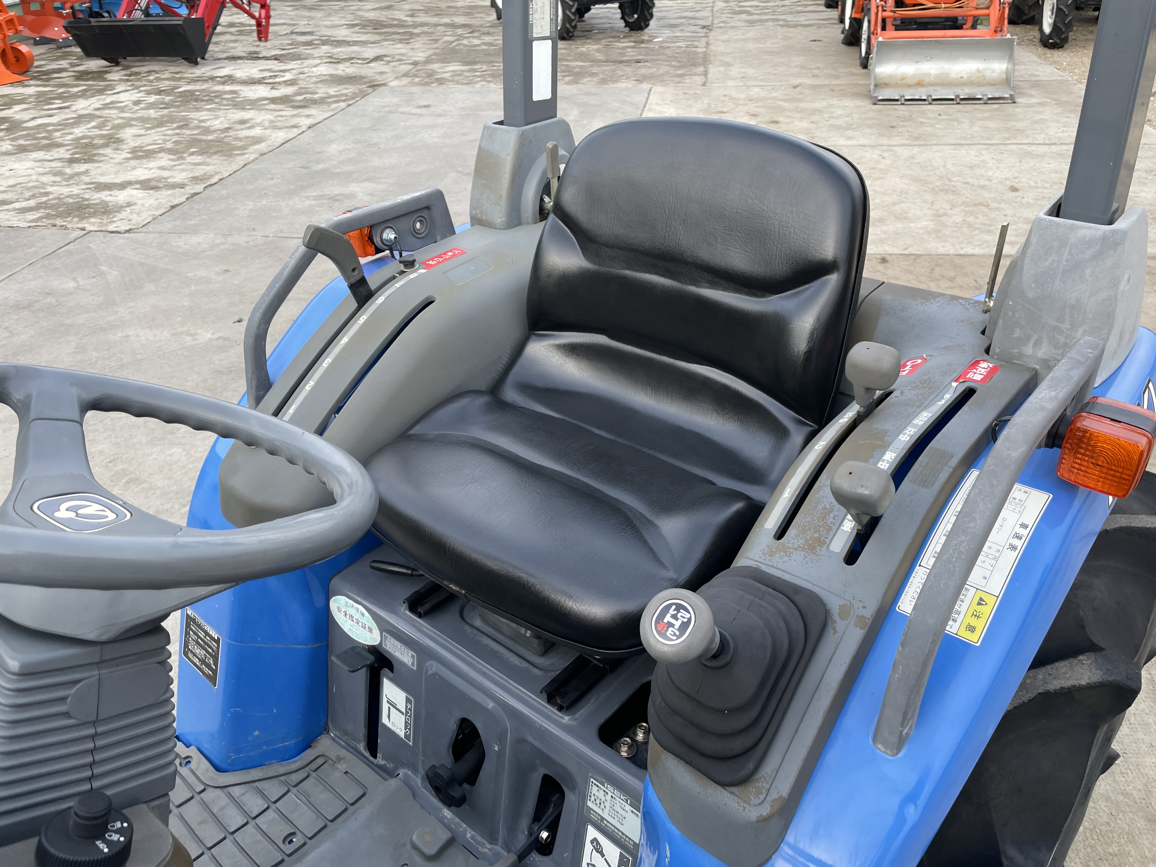 Iseki TF223F rakodós traktor (1) kép 14