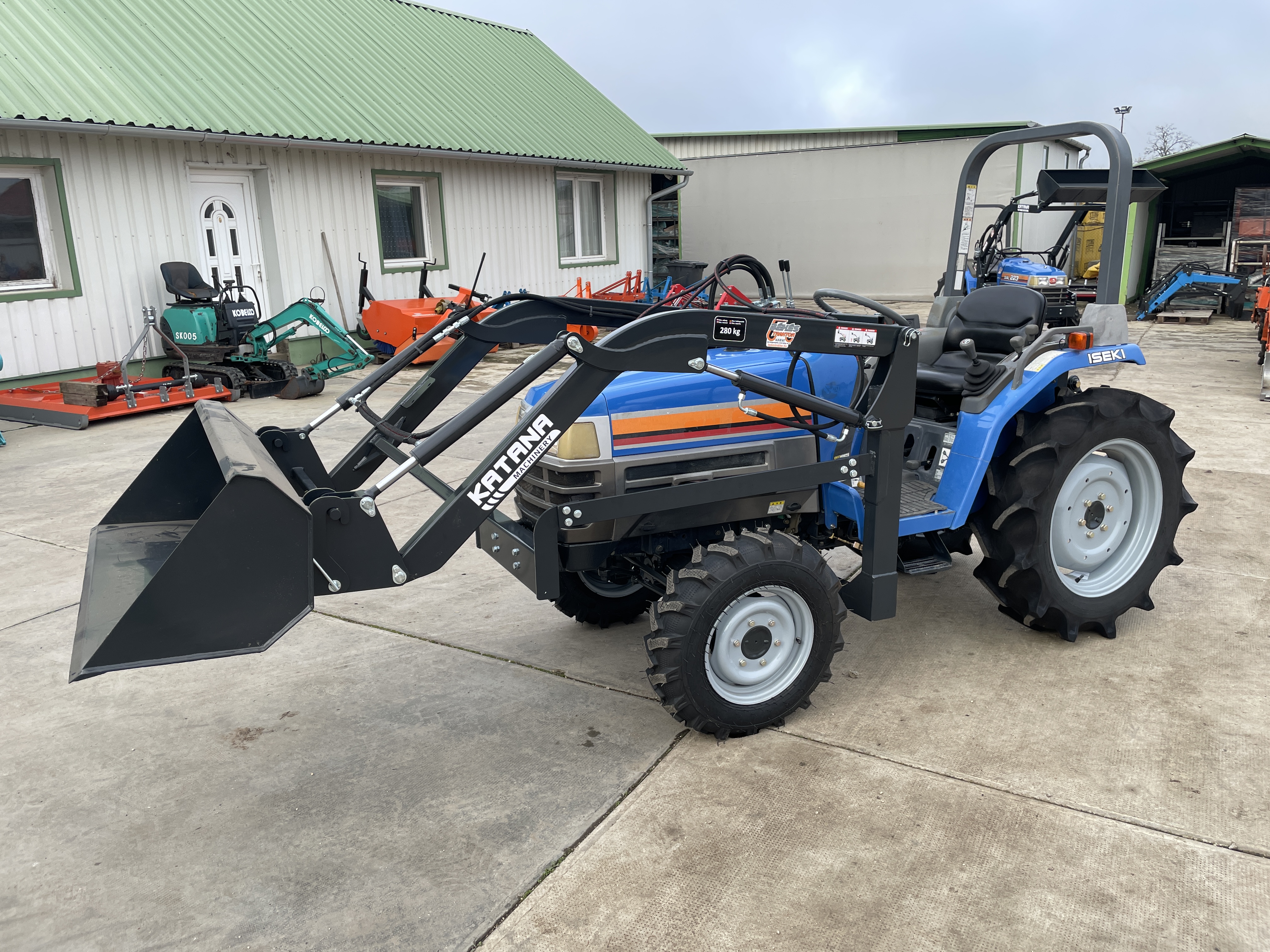 Iseki TF223F rakodós traktor (1) kép 21