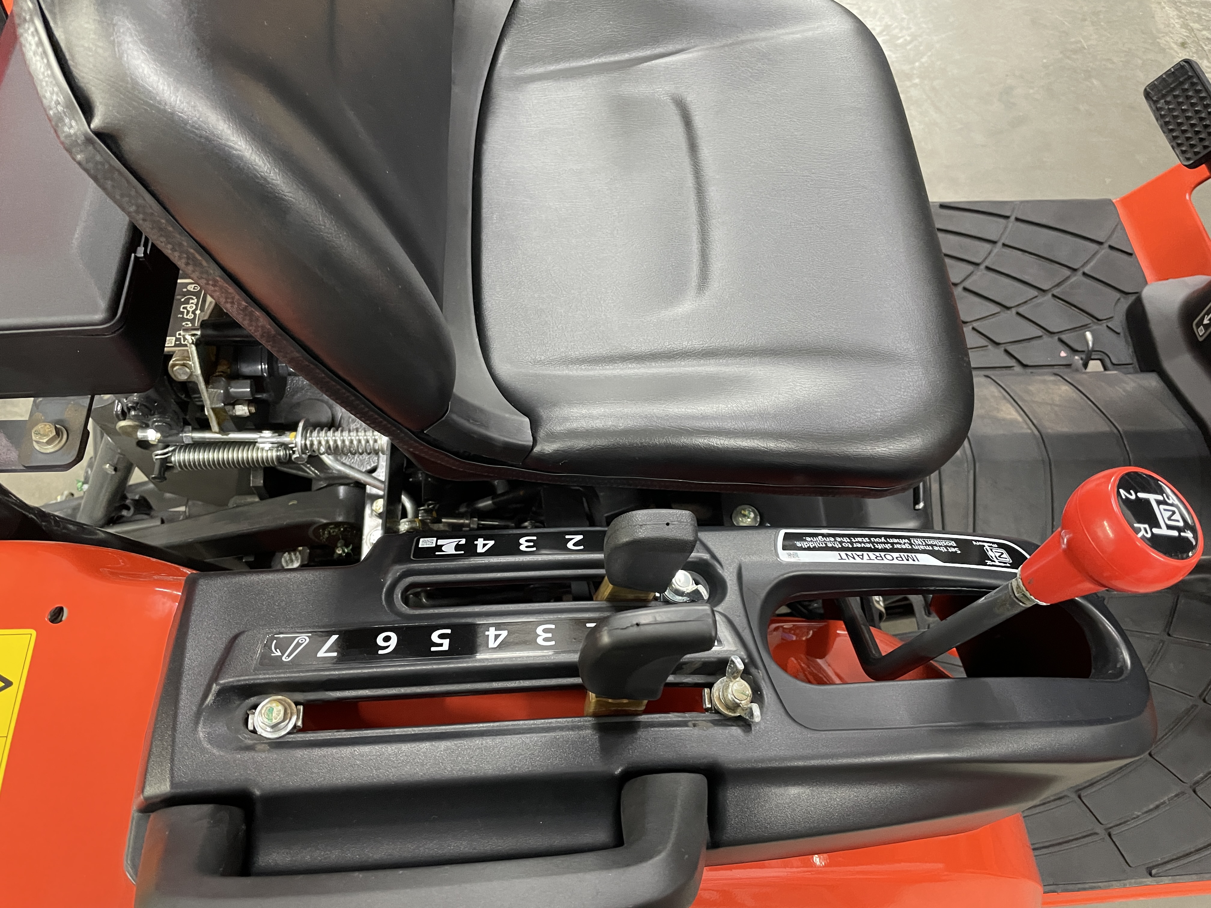 Kubota B2741S kép 9