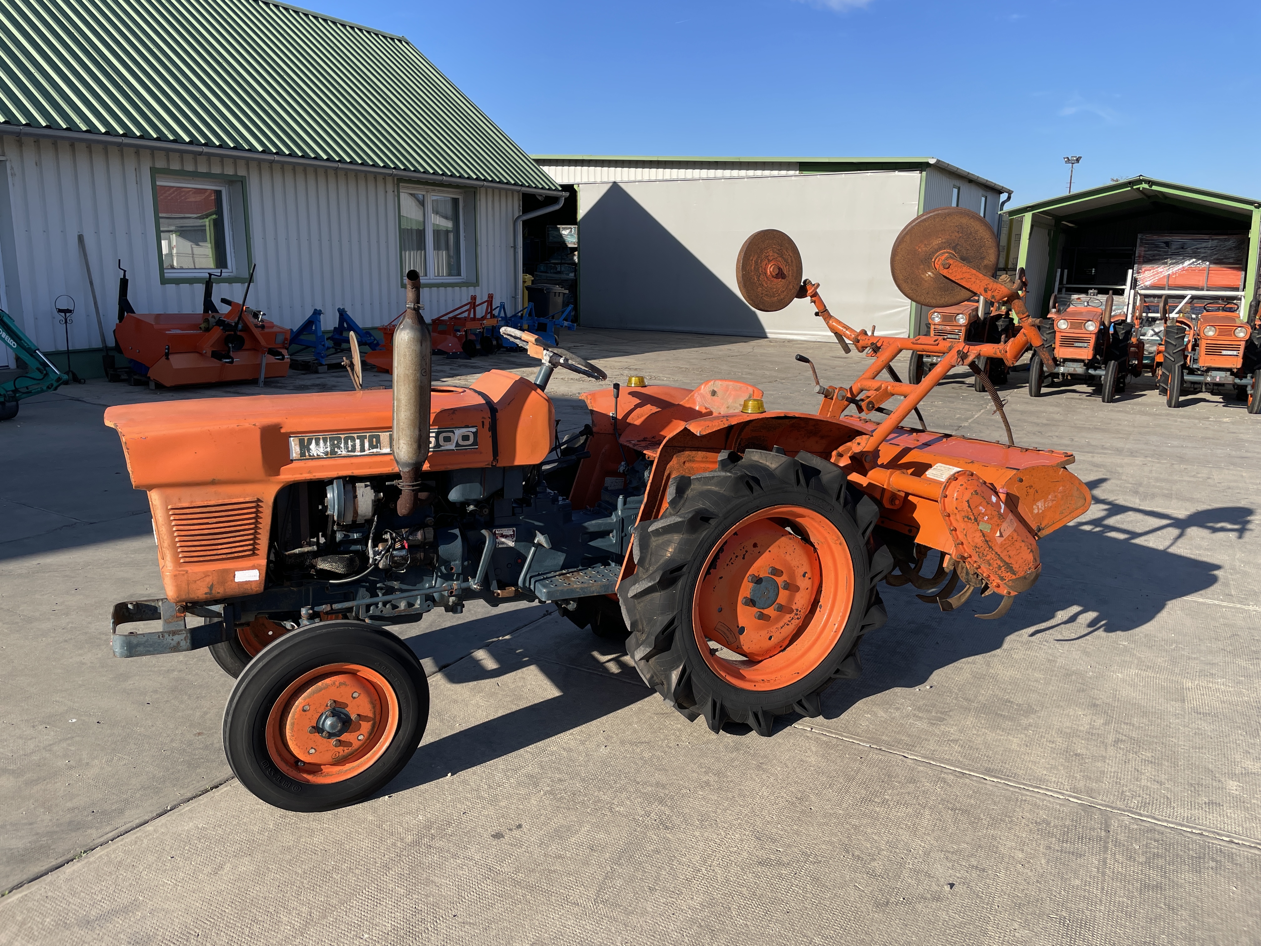 Kubota L-1500 (1)