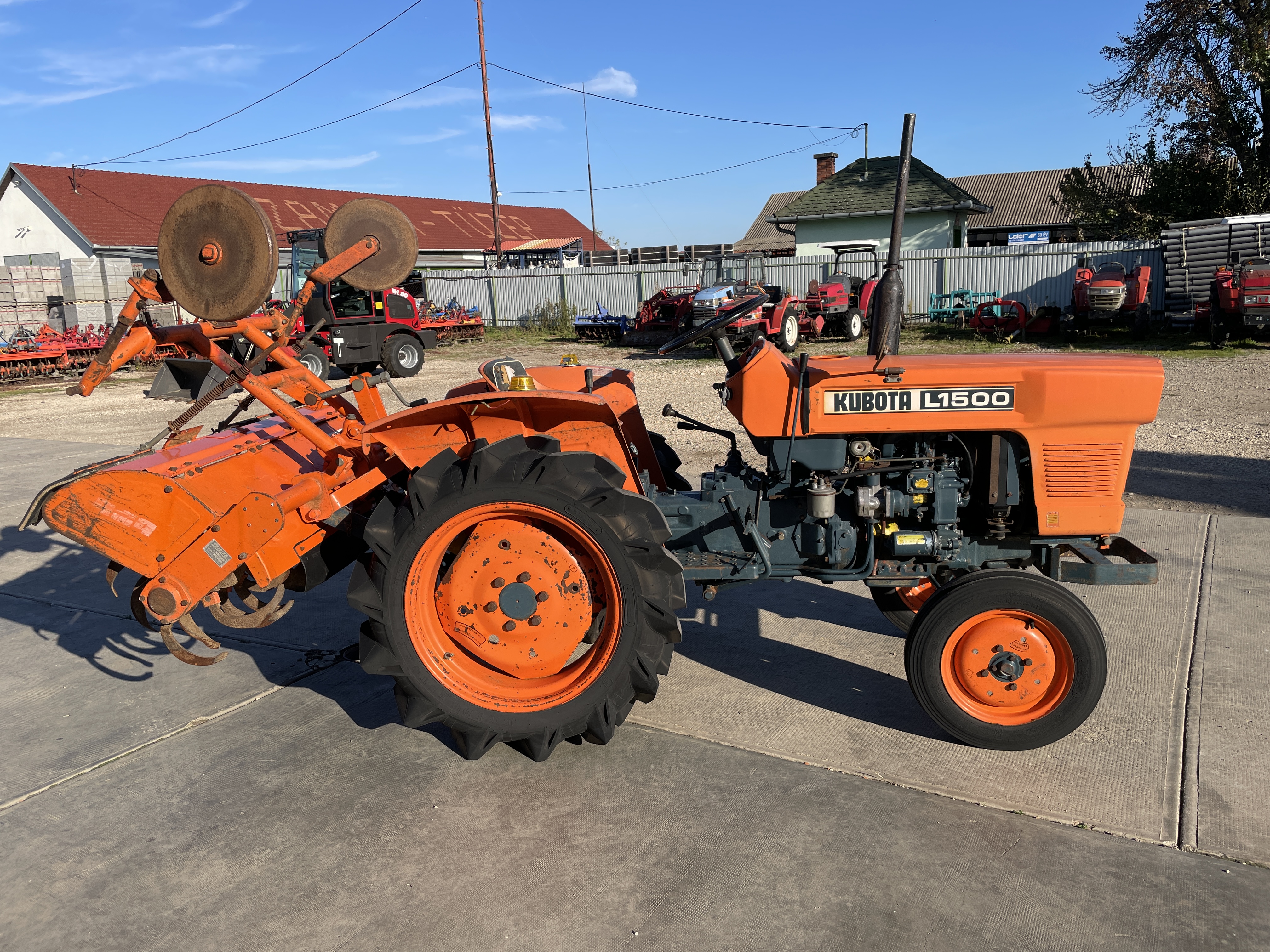 Kubota L-1500 (4)