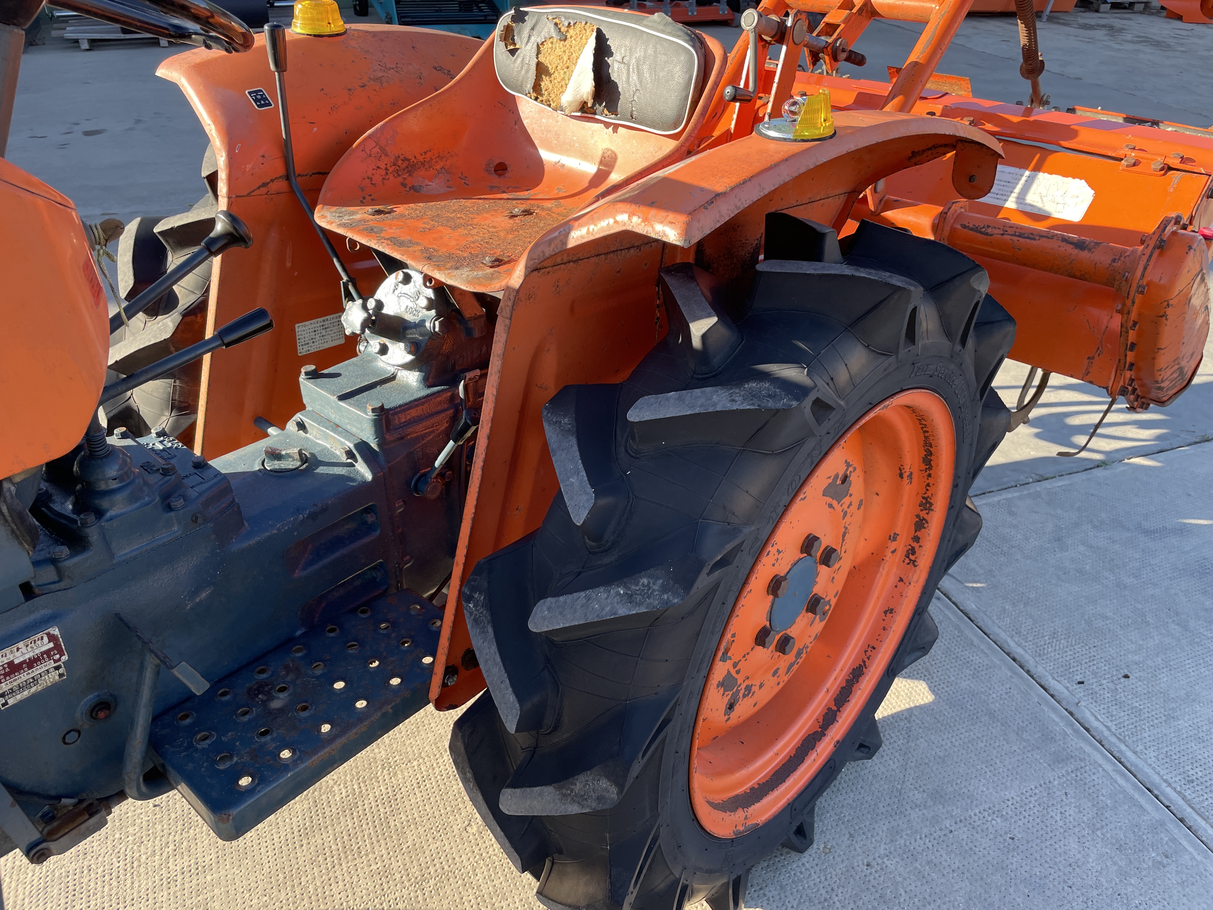 Kubota L-1500 (4) kép 5
