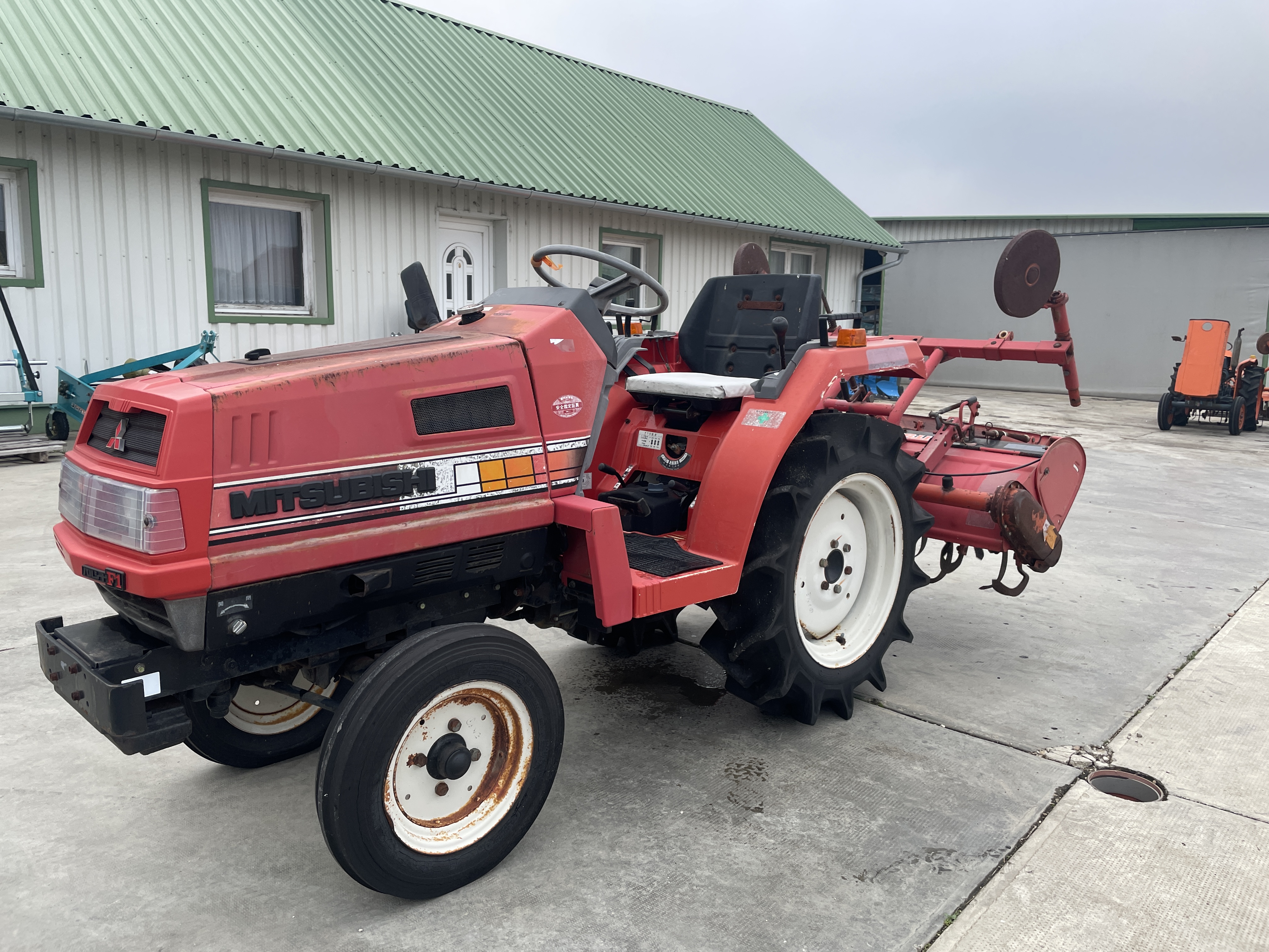Mitsubishi MT16S kép 3