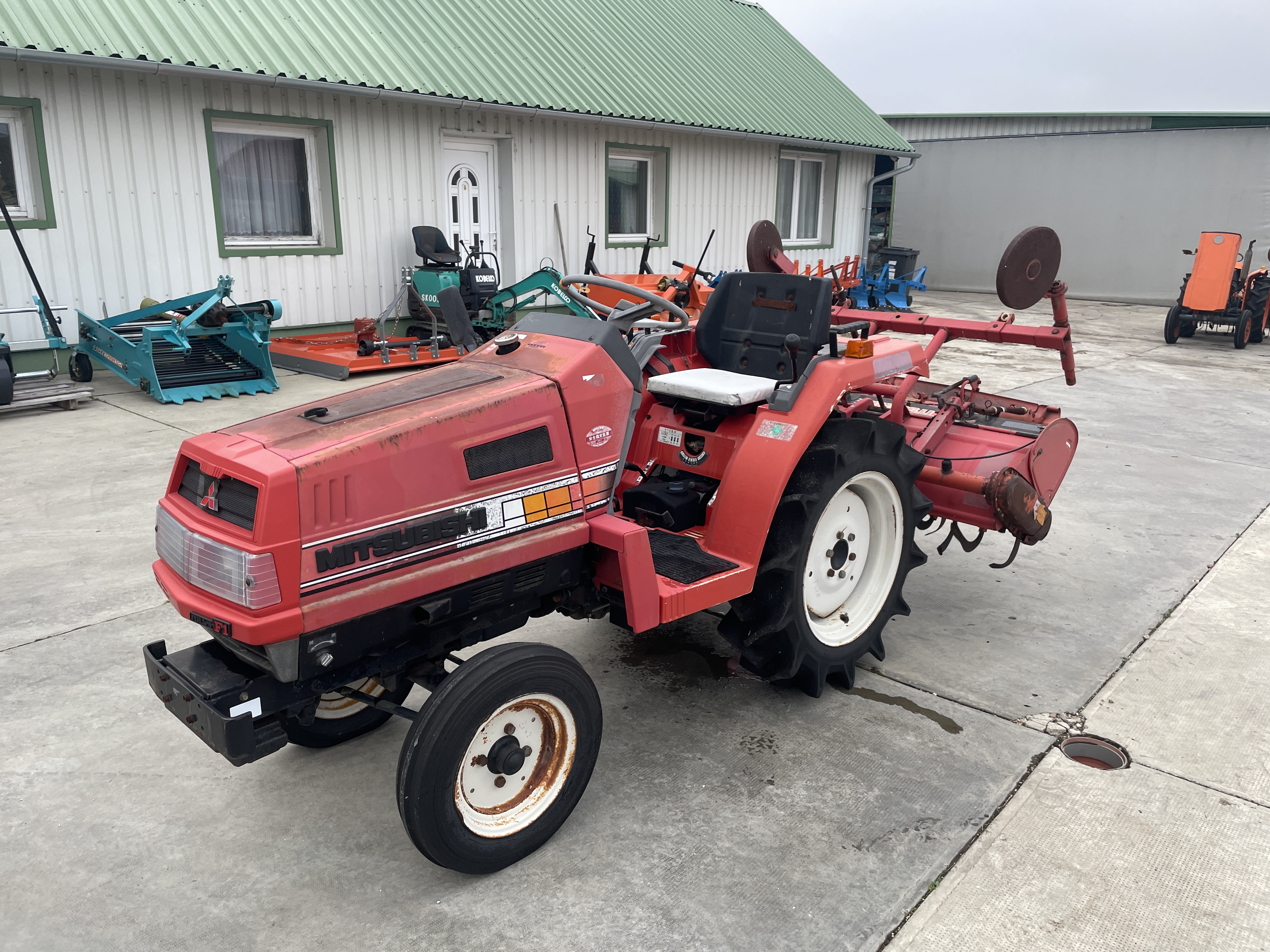 Mitsubishi MT16S kép 8