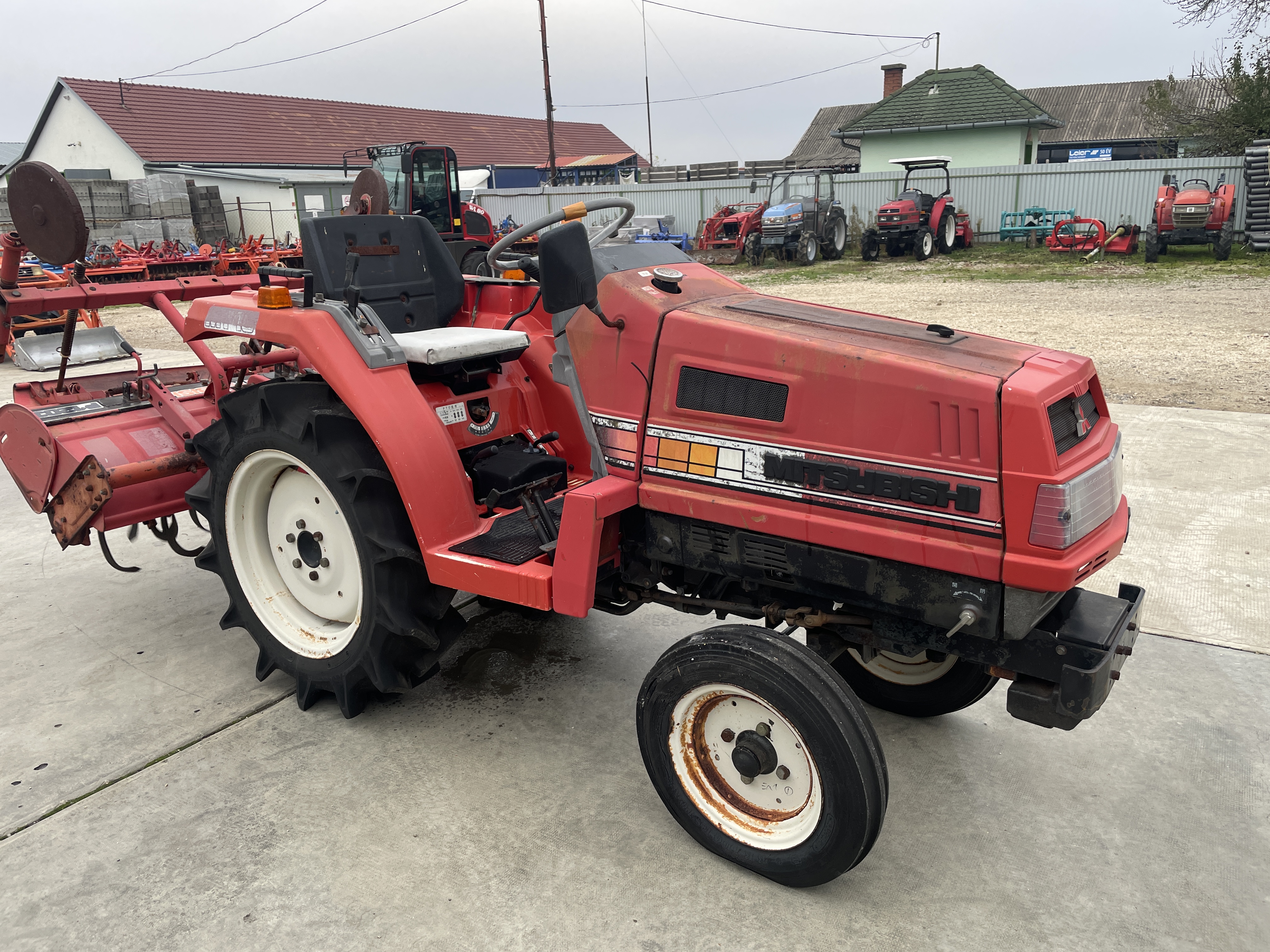Mitsubishi MT16S kép 4