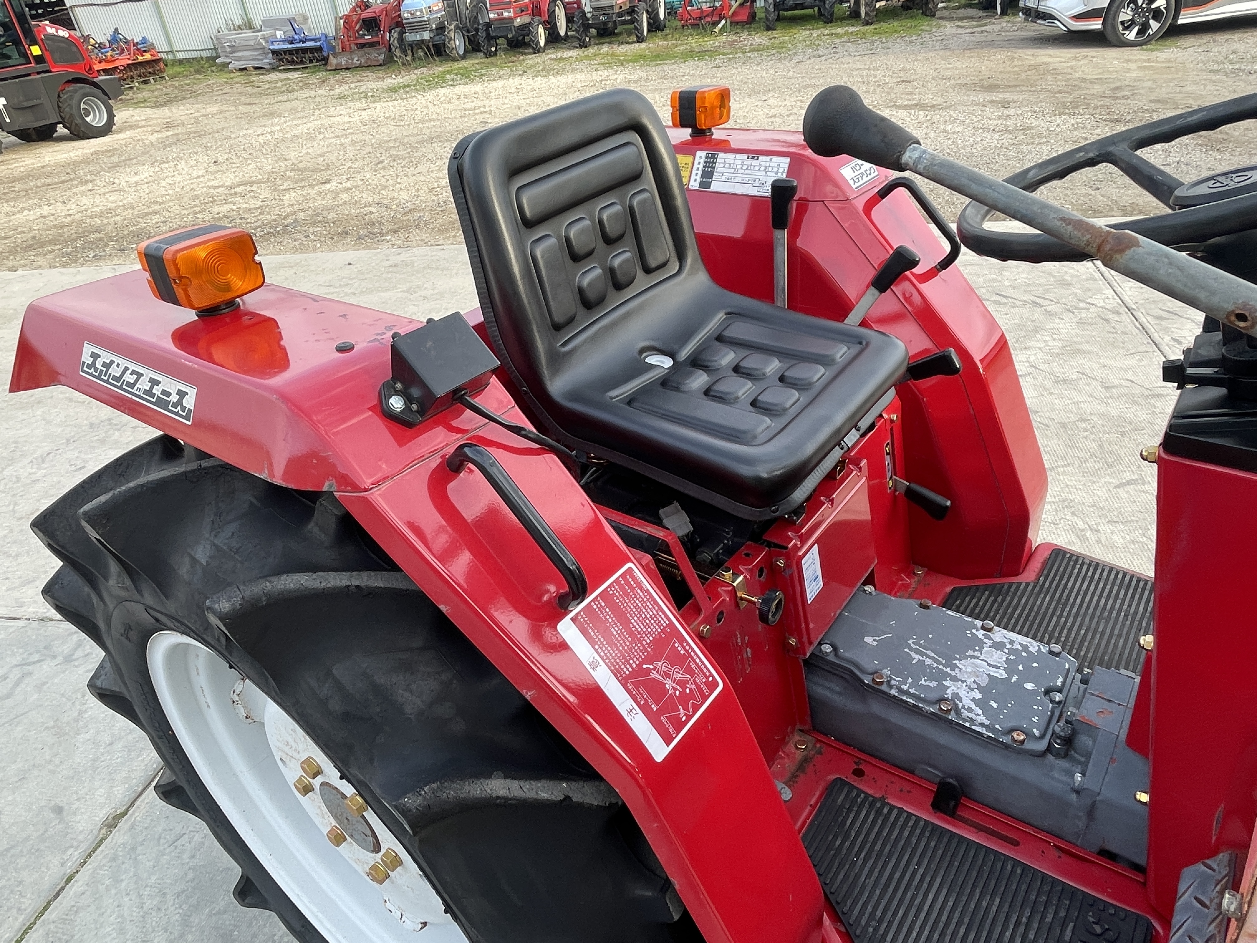 Shibaura P21F Rakodós traktor kép 12
