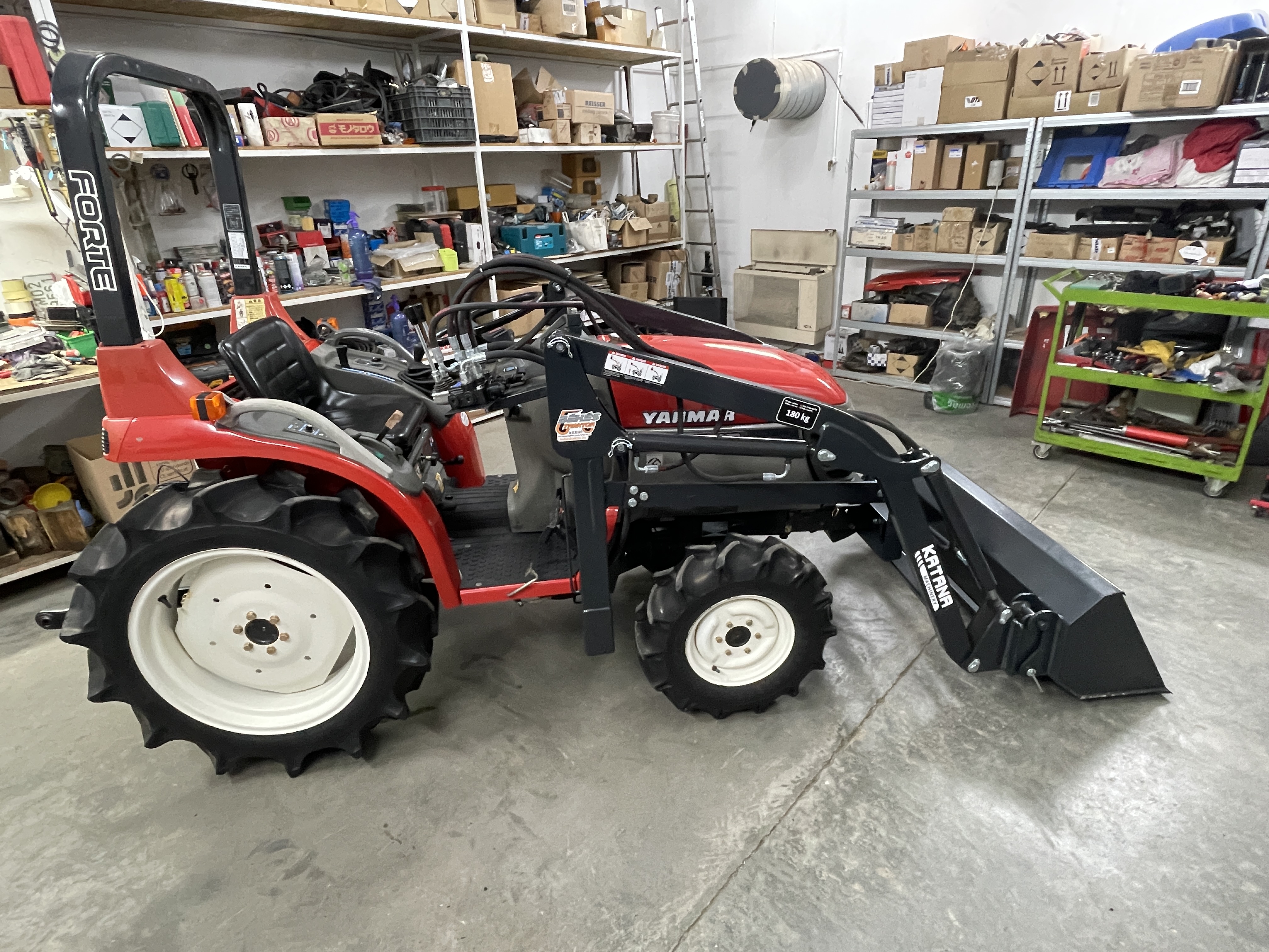Yanmar AF18 Rakodós kép 11