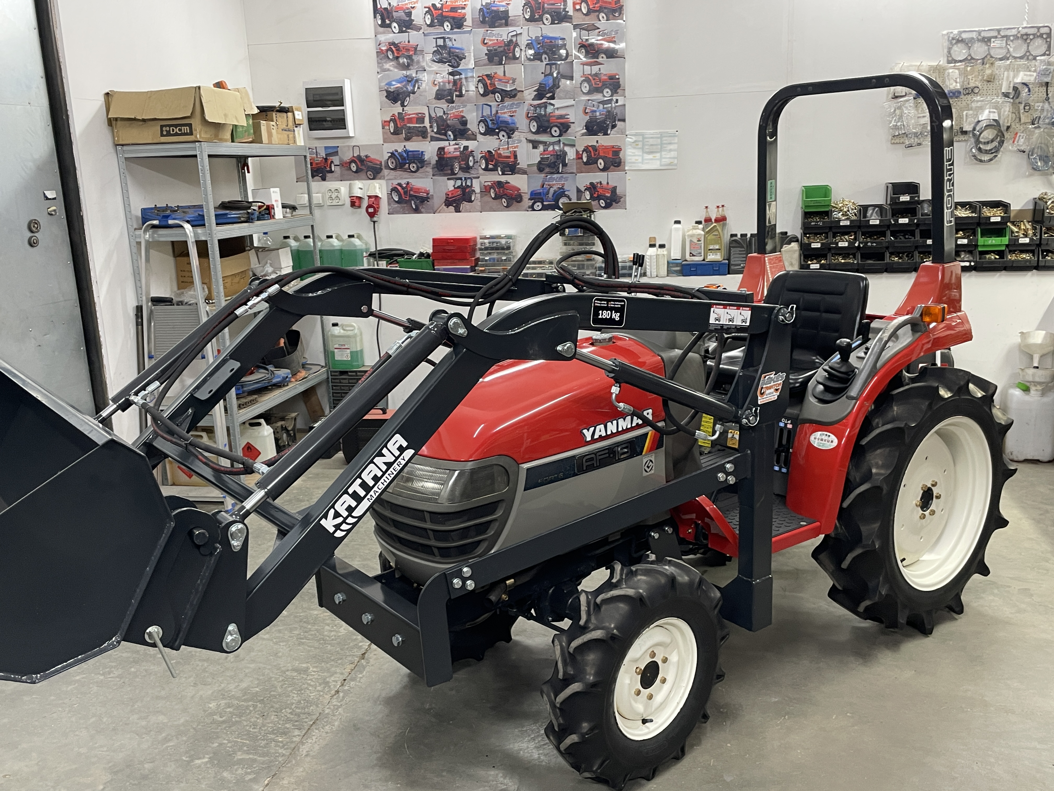 Yanmar AF18 Rakodós kép 4