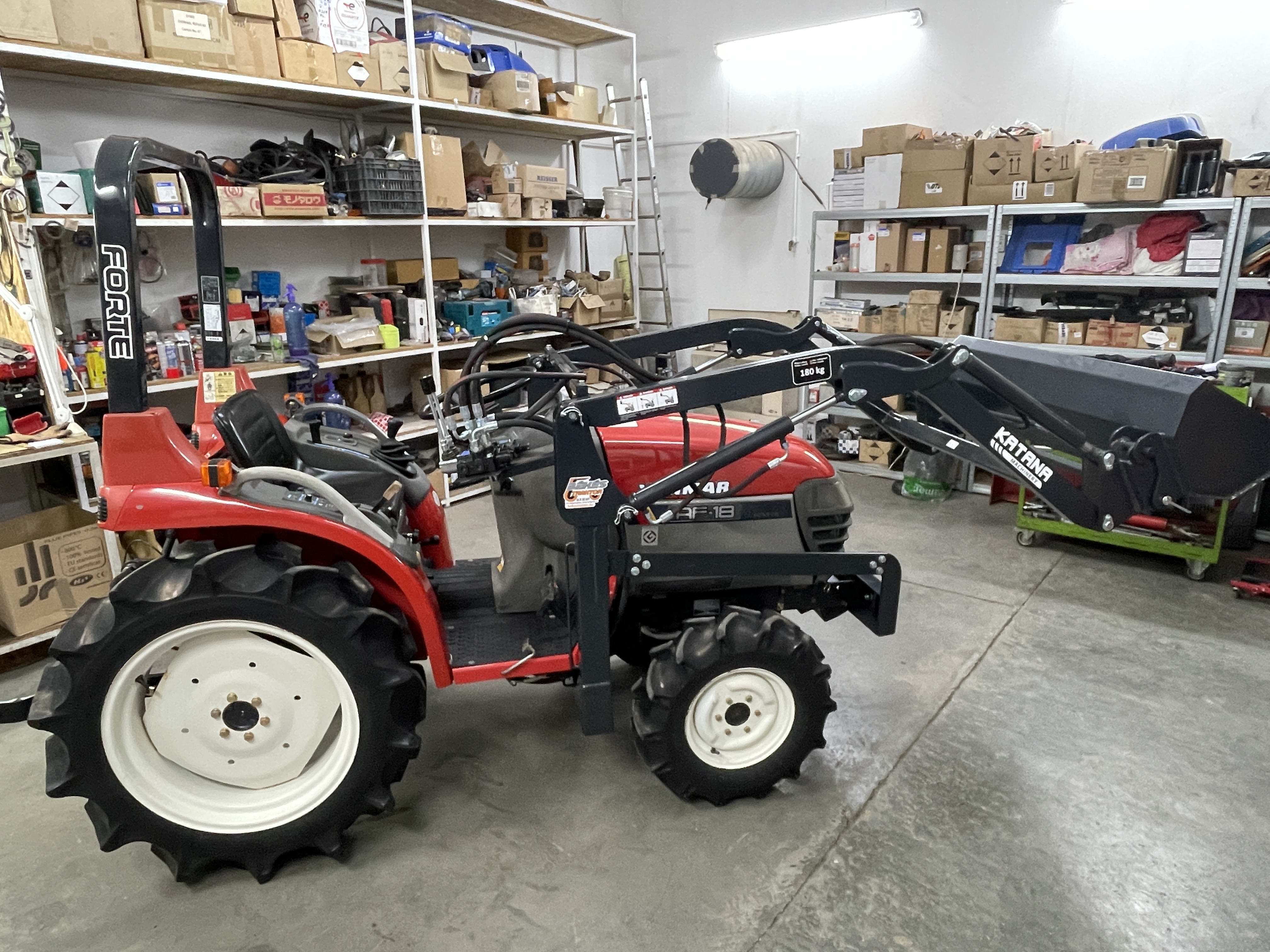 Yanmar AF18 Rakodós kép 3