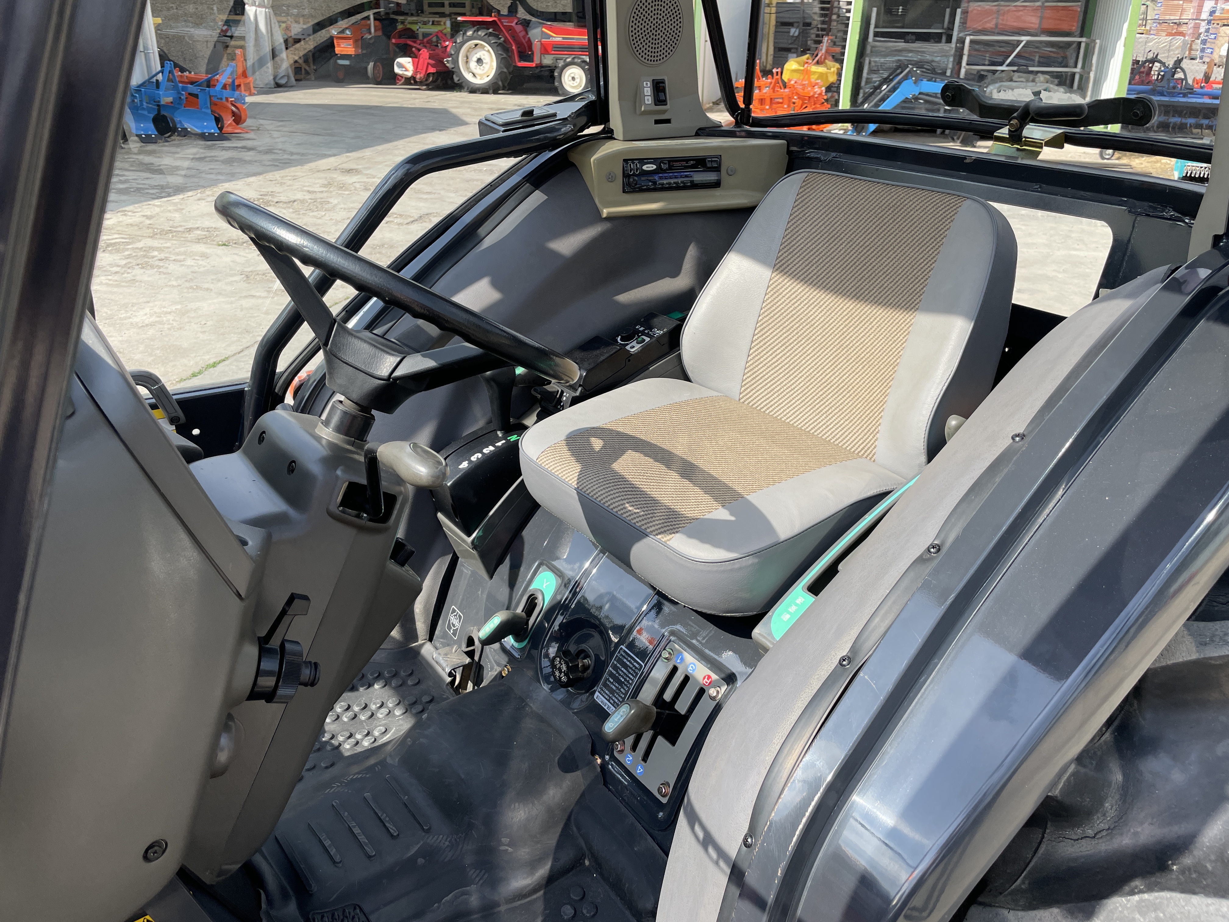 Yanmar AF310 Fülkés traktor kép 10