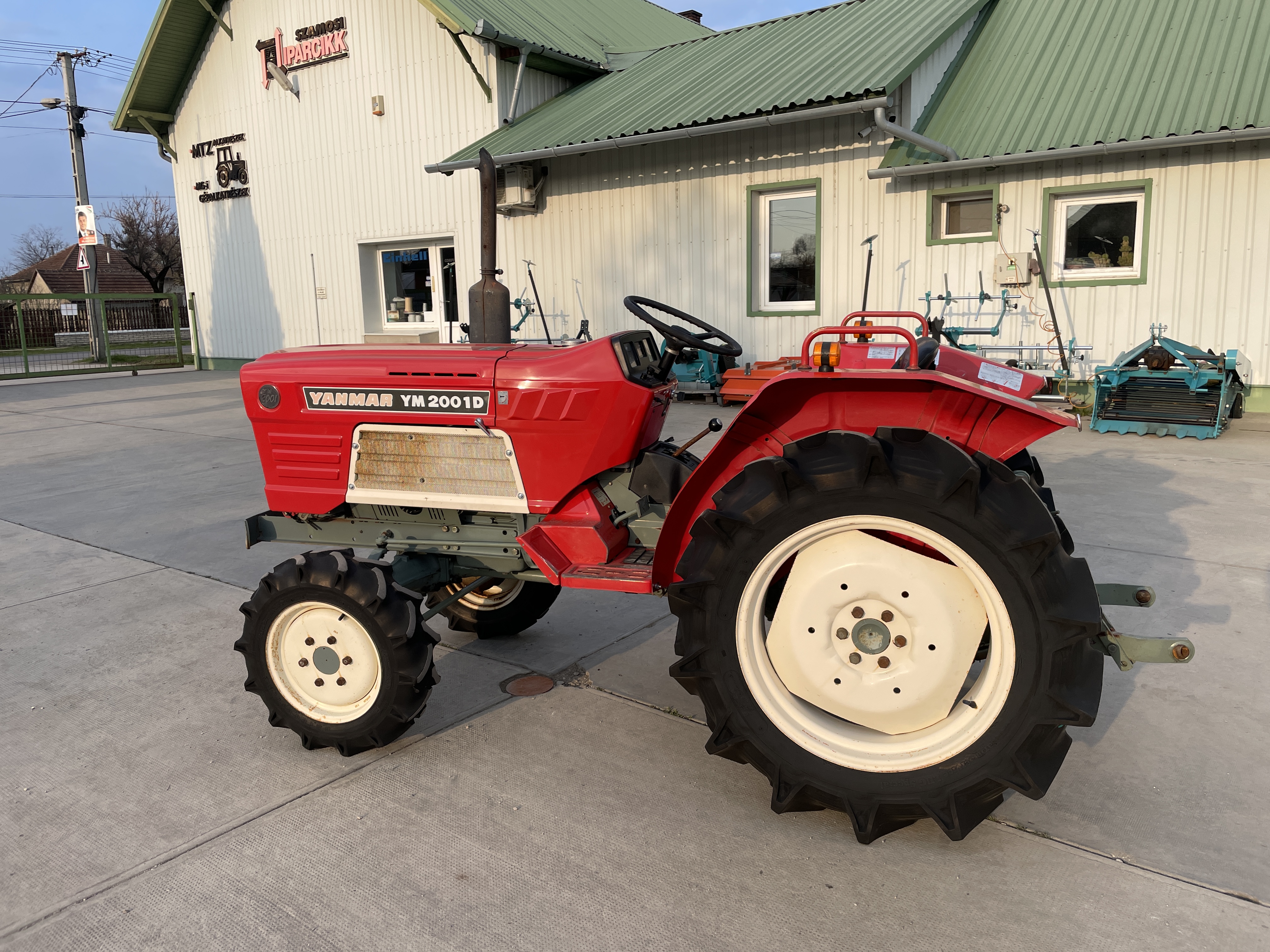 Yanmar YM2001D